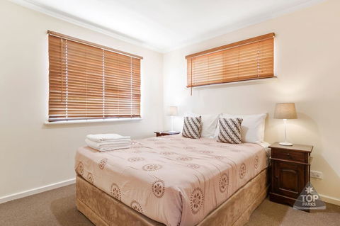 Dongara Tourist Park - Accommodation Cairns 10