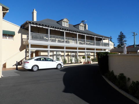 Clifton Motel & Grittleton Lodge - Accommodation Cairns 9
