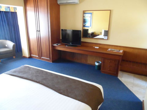 Clifton Motel & Grittleton Lodge - Accommodation Cairns 22