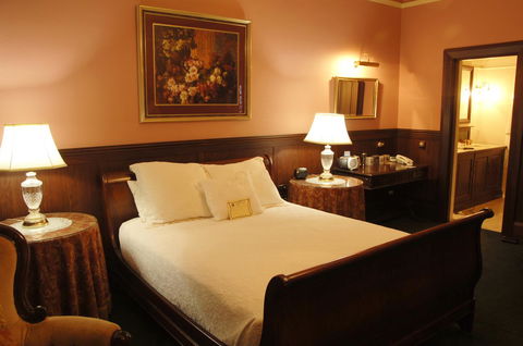 Clifton Motel & Grittleton Lodge - Accommodation Cairns 13