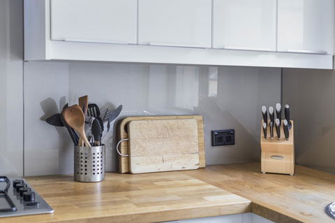 Gorgeous 26 1 Bed Designer Fitout Perfect Location - Accommodation Cairns 2