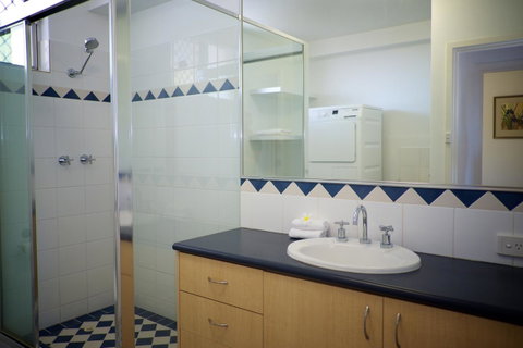 Cottesloe Marine Apartment - Executive Escapes - Accommodation Cairns 21