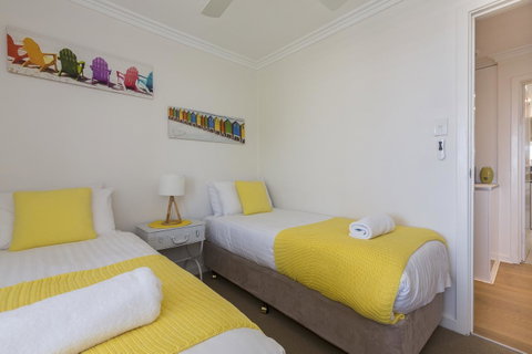 Cottesloe Beach Pines Apartment - Accommodation Cairns 7