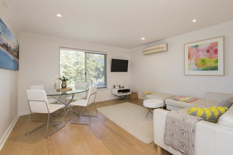 Cottesloe Beach Pines Apartment - Accommodation Cairns 0