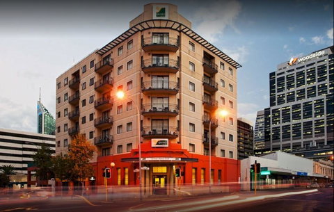 Perth West End Apartment 504 - Accommodation Cairns 0