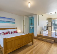 Cottesloe Tree Top Studio - Accommodation Cairns