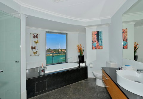 A 406 FANTASTIC OCEAN BEACH And MARINA VIEW APT - MANDURAH - Accommodation Cairns 30