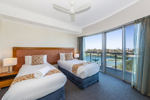 A 406 FANTASTIC OCEAN BEACH And MARINA VIEW APT - MANDURAH - Accommodation Cairns 17