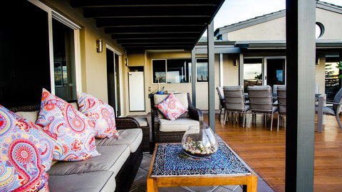 Mullaloo B & B - Accommodation Cairns 0