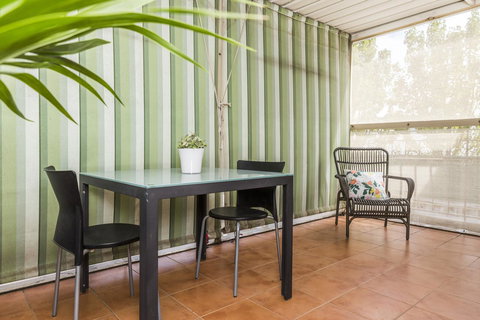 Hensman 10 - Accommodation Cairns 19