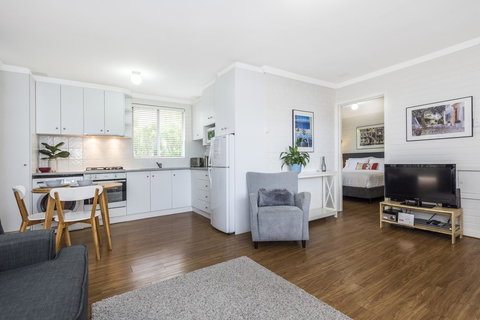 Hensman 10 - Accommodation Cairns 8