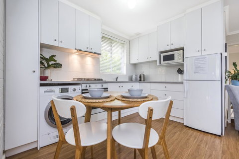 Hensman 10 - Accommodation Cairns 3