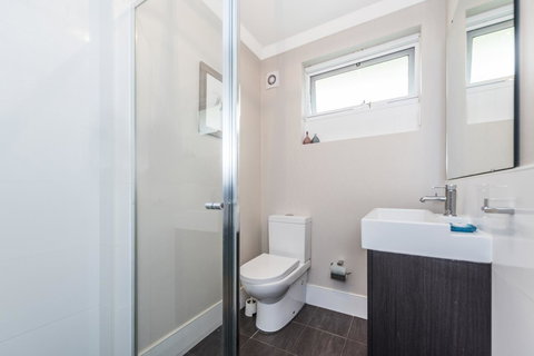 Hensman 10 - Accommodation Cairns 16