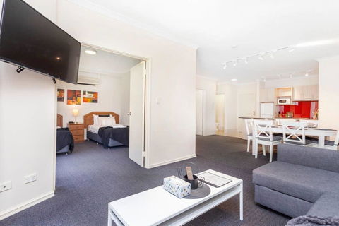405 Perth City Escape - Accommodation Cairns 37