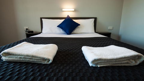 Beadon Bay Hotel - Accommodation Cairns 5