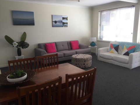 Old Pier Apartments - Accommodation Cairns 2
