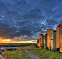 Stanley Village Waterfront Accommodation - Accommodation Cairns