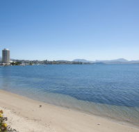 Sandy Bay Waterfront Home - Accommodation Cairns