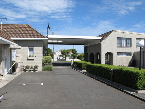 Barclay Motor Inn - Accommodation Cairns 11