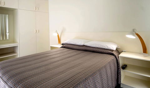 Barclay Motor Inn - Accommodation Cairns 24