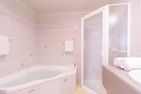 Hadley\'s Orient Hotel - Accommodation Cairns 40
