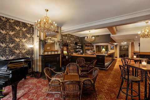 Hadley\'s Orient Hotel - Accommodation Cairns 14