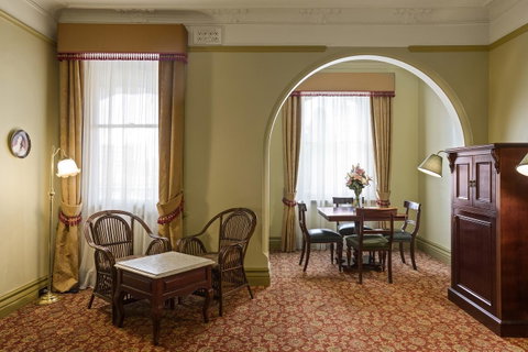 Hadley\'s Orient Hotel - Accommodation Cairns 23