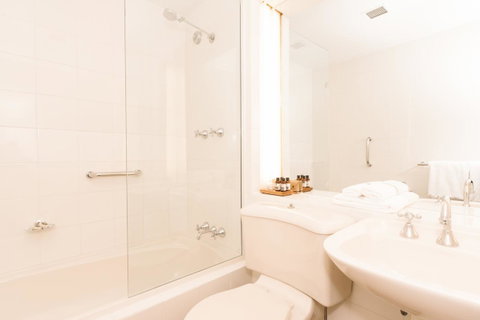 Hadley\'s Orient Hotel - Accommodation Cairns 39