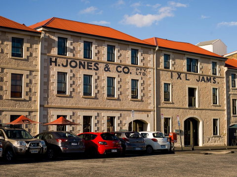 The Henry Jones Art Hotel - Accommodation Cairns 5