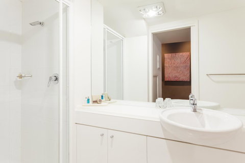 The Henry Jones Art Hotel - Accommodation Cairns 36