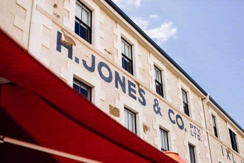 The Henry Jones Art Hotel - Accommodation Cairns 0