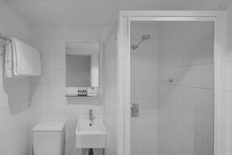 Travelodge Hotel Hobart - Accommodation Cairns 8