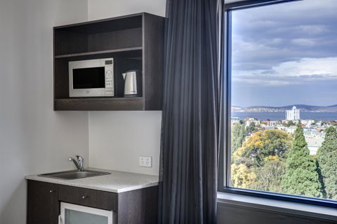 Travelodge Hotel Hobart - Accommodation Cairns 3