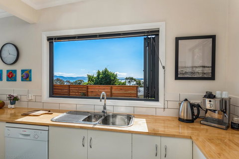 The Sandy Sister - Accommodation Cairns 0