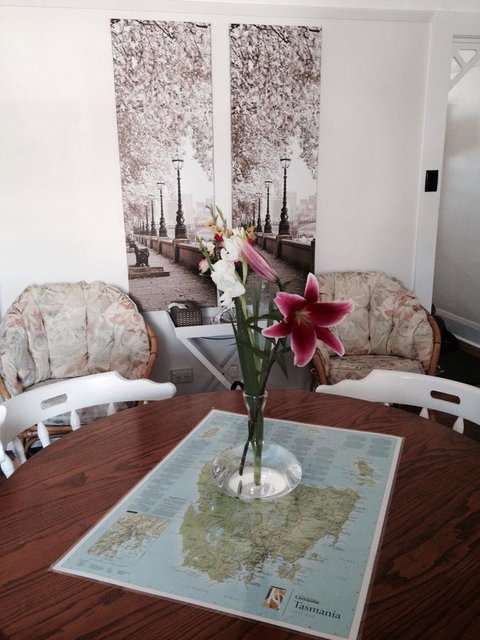 Two Up On York - Accommodation Cairns 14