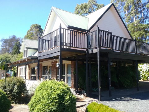 Robin\'s Nest B&B - Accommodation Cairns 0