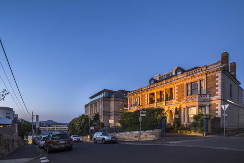 Lenna Of Hobart - Accommodation Cairns 21
