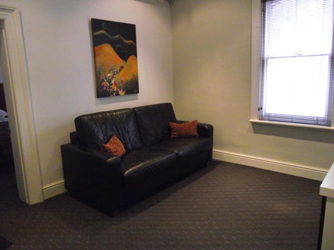 Auldington Hotel - Accommodation Cairns 34
