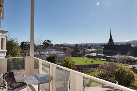 Auldington Hotel - Accommodation Cairns 1