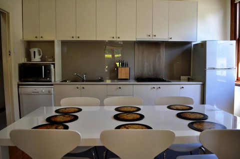 Belton Apartments-Hedge Cottage - Accommodation Cairns 12