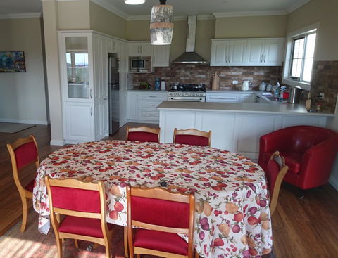 Mountain Blue Guest House - Accommodation Cairns 20
