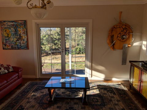 Mountain Blue Guest House - Accommodation Cairns 4