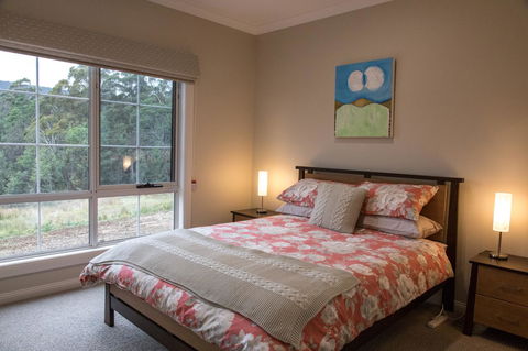 Mountain Blue Guest House - Accommodation Cairns 16