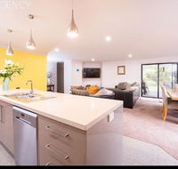 Euphoria House - Accommodation Cairns
