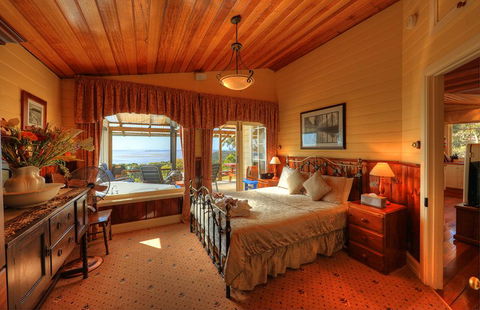 Island View Spa Cottage - Accommodation Cairns 2