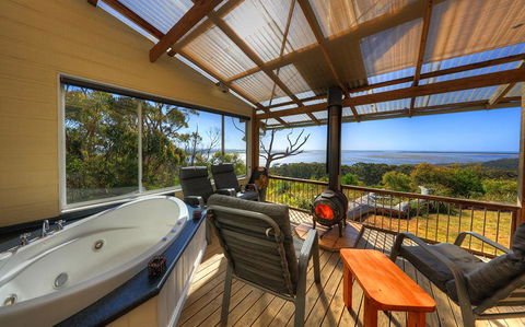 Island View Spa Cottage - Accommodation Cairns 6