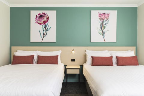 Nightcap At Balaclava Hotel - Accommodation Cairns 1