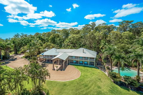 Noosa Haven - Accommodation Cairns 0