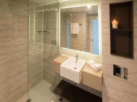 Novotel Wollongong Northbeach - Accommodation Cairns 2