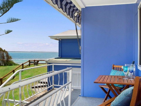 Ocean Blue Apartment Four - Apartment On 2nd Level - Accommodation Cairns 0